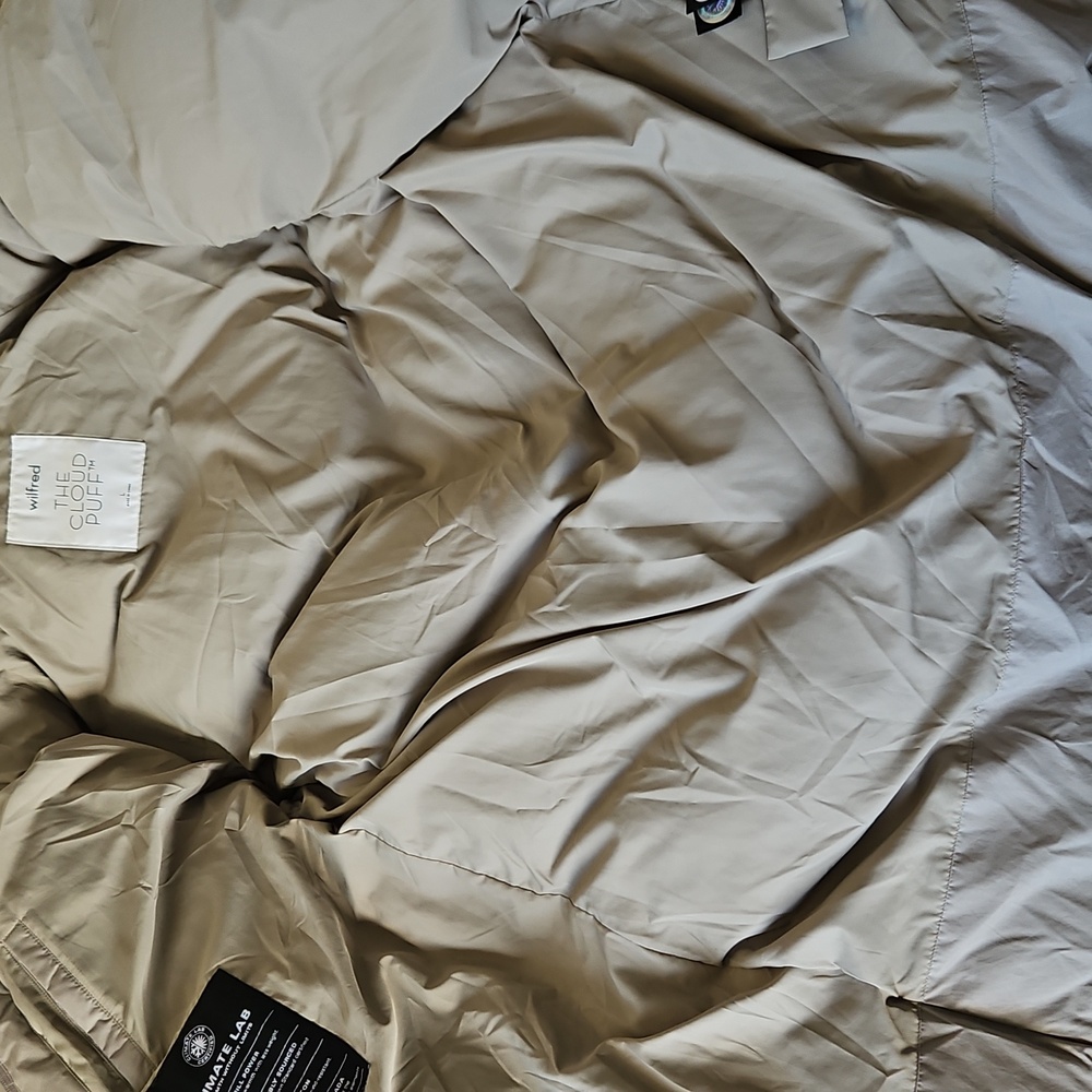 Aritzia Light Green Cloud Puffer Coat - Picture 10 of 12